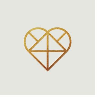 Logo SMAQ cœur doré sur fond blanc